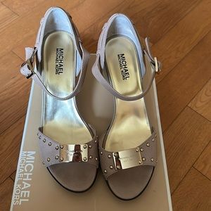 Michael Kors heel leather sandals. New.